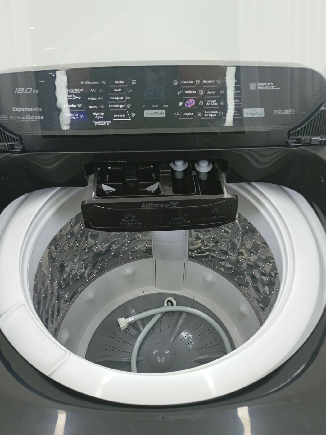 LAVADORA PANASONIC ANTIBACTERIA 18KG - TITANI