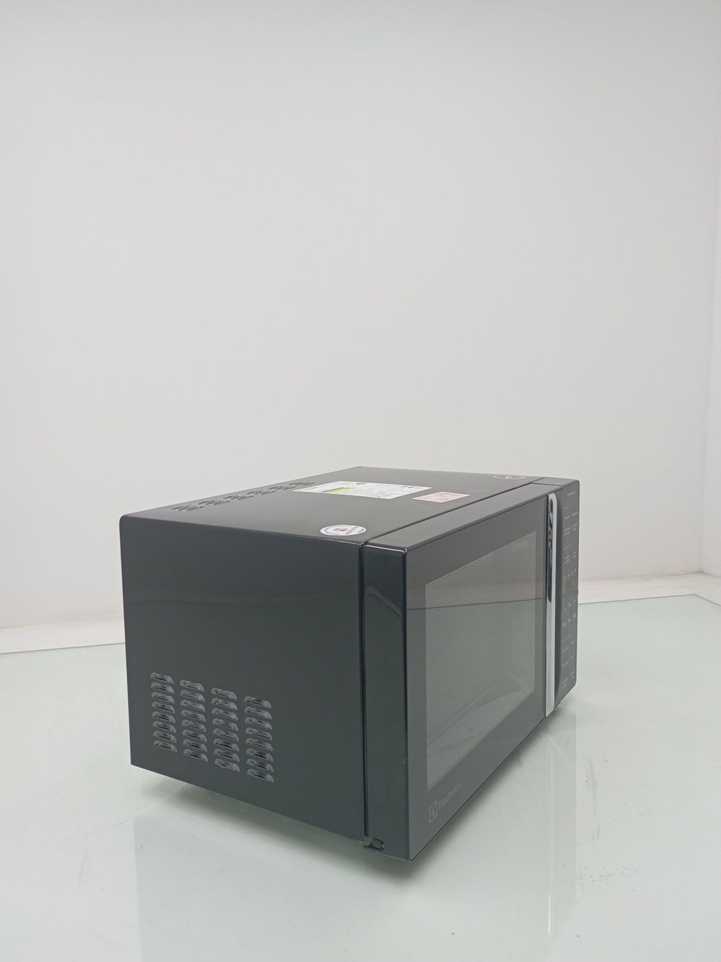 MICRO-ONDAS ELECTROLUX ME23P 23L - PRETO