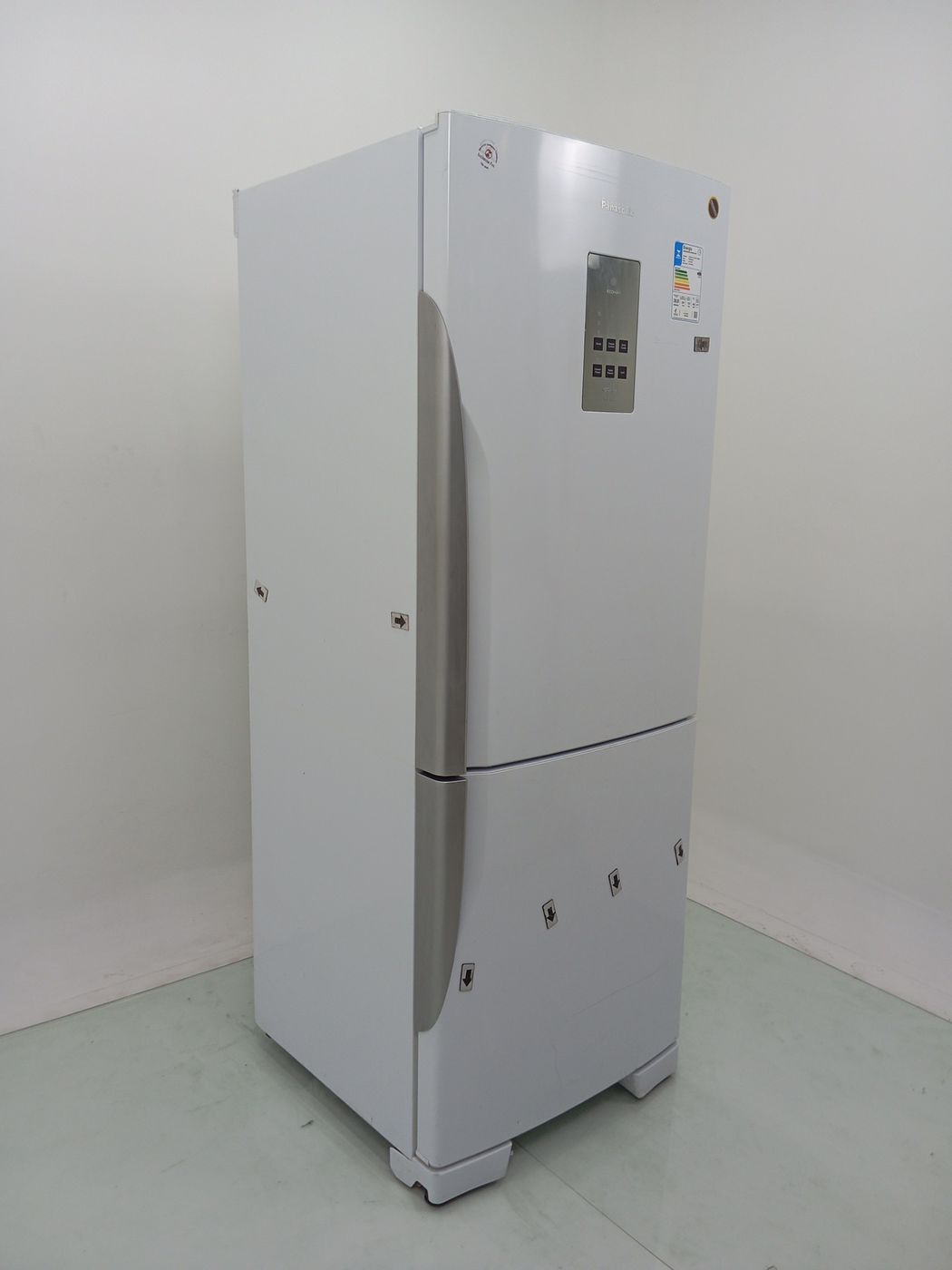 REFRIGERADOR PANASONIC FROST FREE 2 PORTAS IN