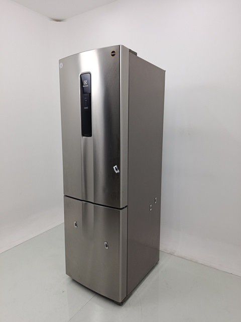 REFRIGERADOR ELECTROLUX DB44S 2 PORTAS FROST 