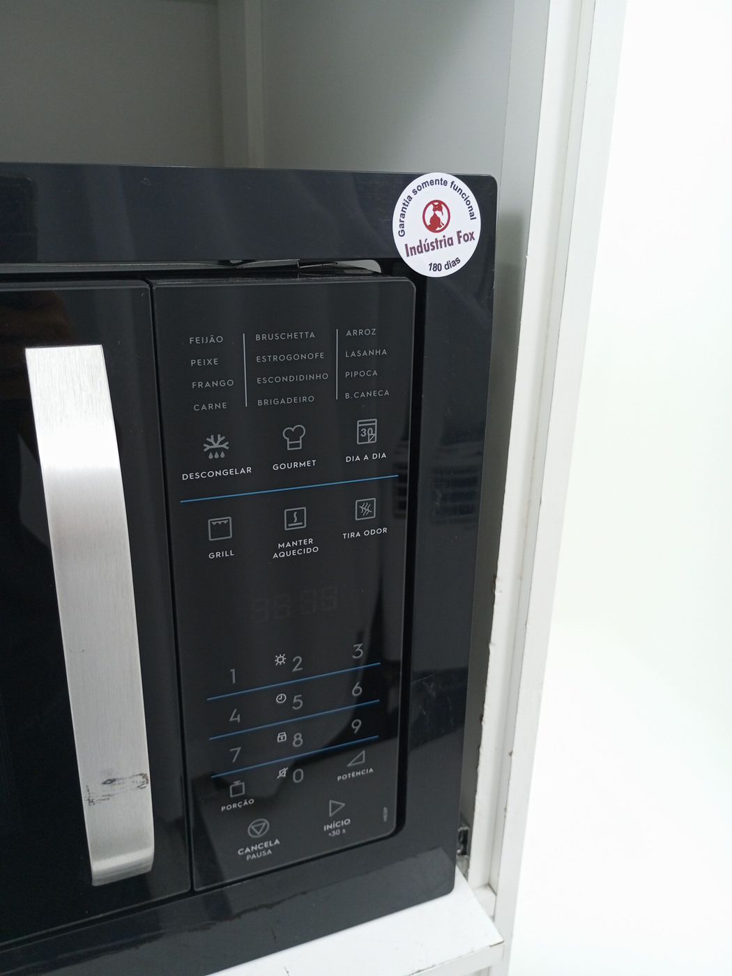MICRO-ONDAS ELECTROLUX MB38P MICROONDAS 31L -