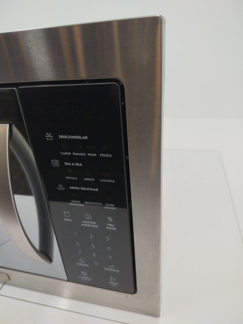 MICRO-ONDAS ELECTROLUX MB43T DE EMBUTIR 34L F