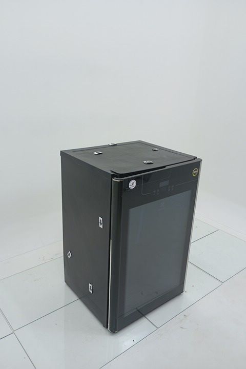 CERVEJEIRA ELECTROLUX BEER1 100L PAINEL WHITE