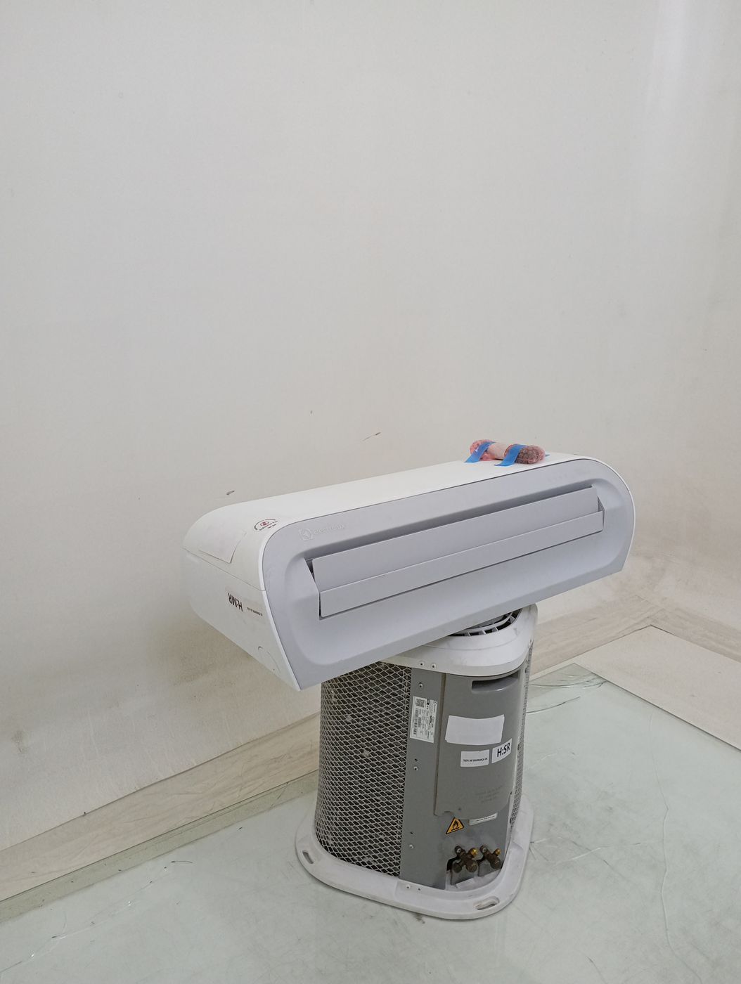 AR CONDICIONADO ELECTROLUX JI12R 12000 BTUS I