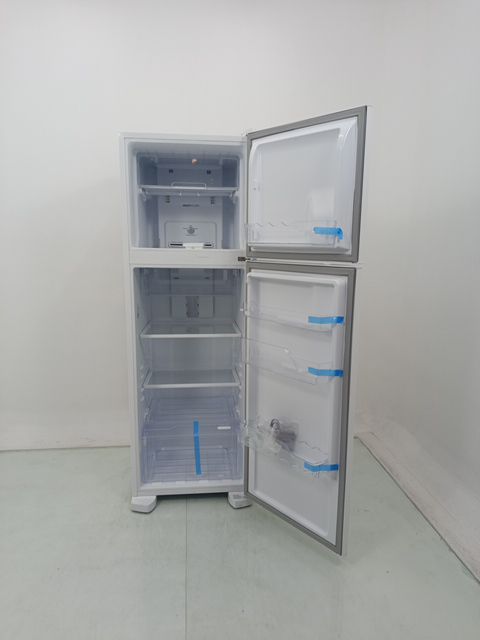 REFRIGERADOR ELECTROLUX  DUAS PORTAS FROST FR