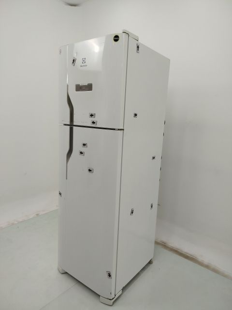 REFRIGERADOR ELECTROLUX DFN41 DUAS PORTAS FRO