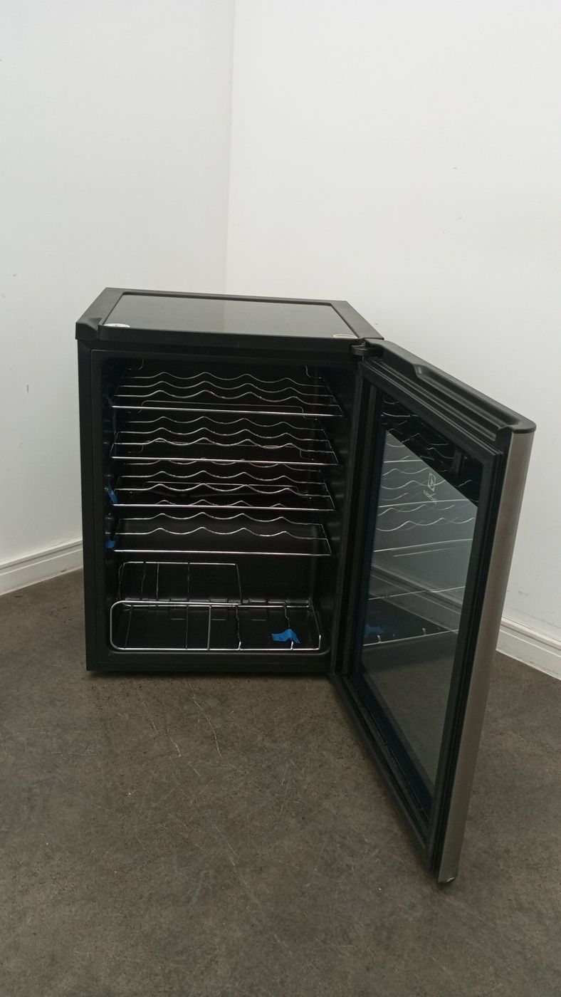 ADEGA ELECTROLUX VINHOS 1 PORTA ACS24 24 GARR