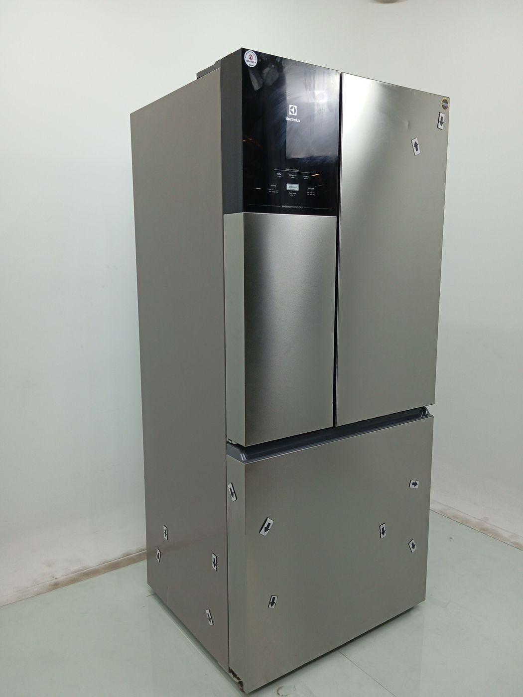 REFRIGERADOR ELECTROLUX IM8S FROST FREE INVER