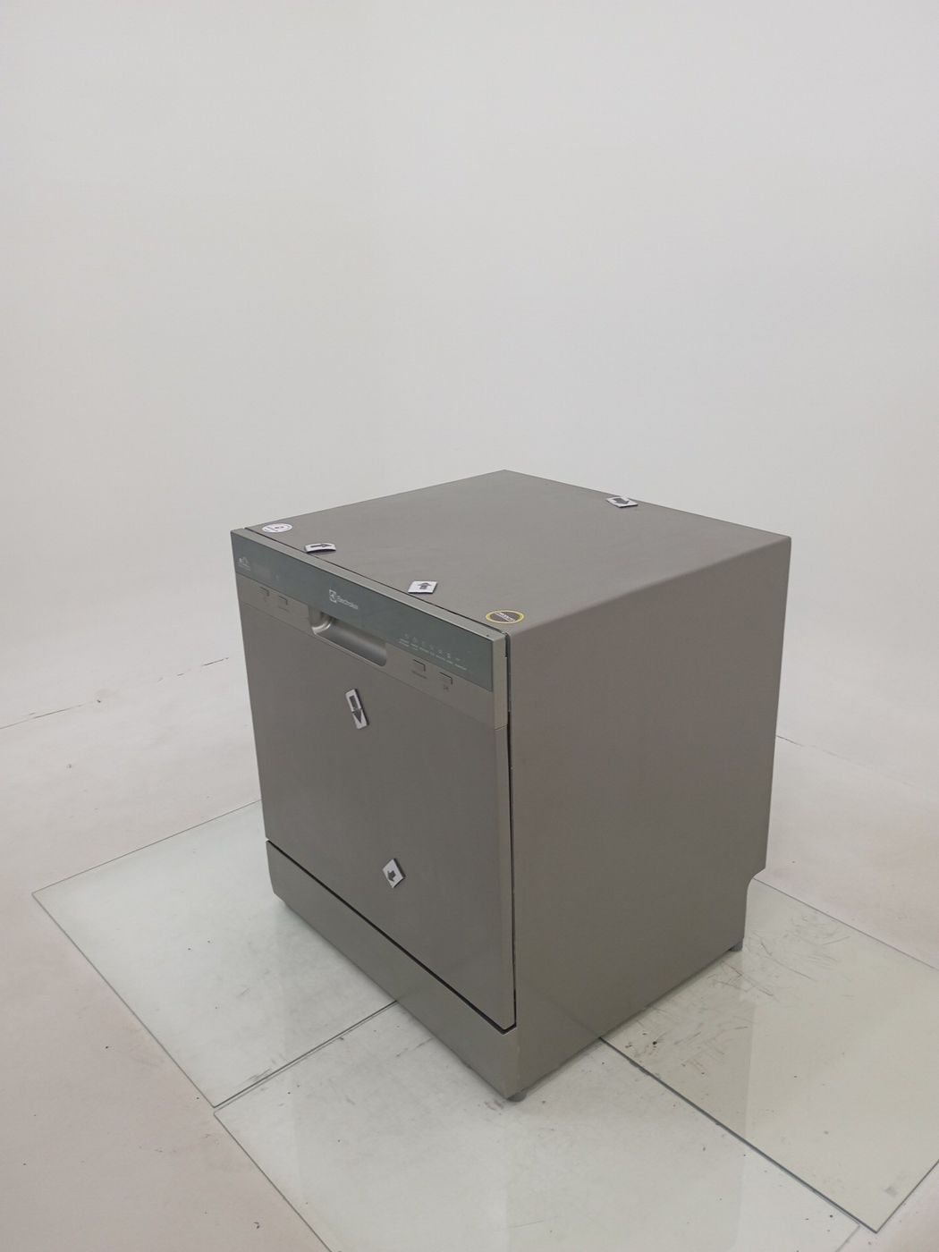 LAVA LOUCAS ELECTROLUX LL08S - Lava Louça Ele