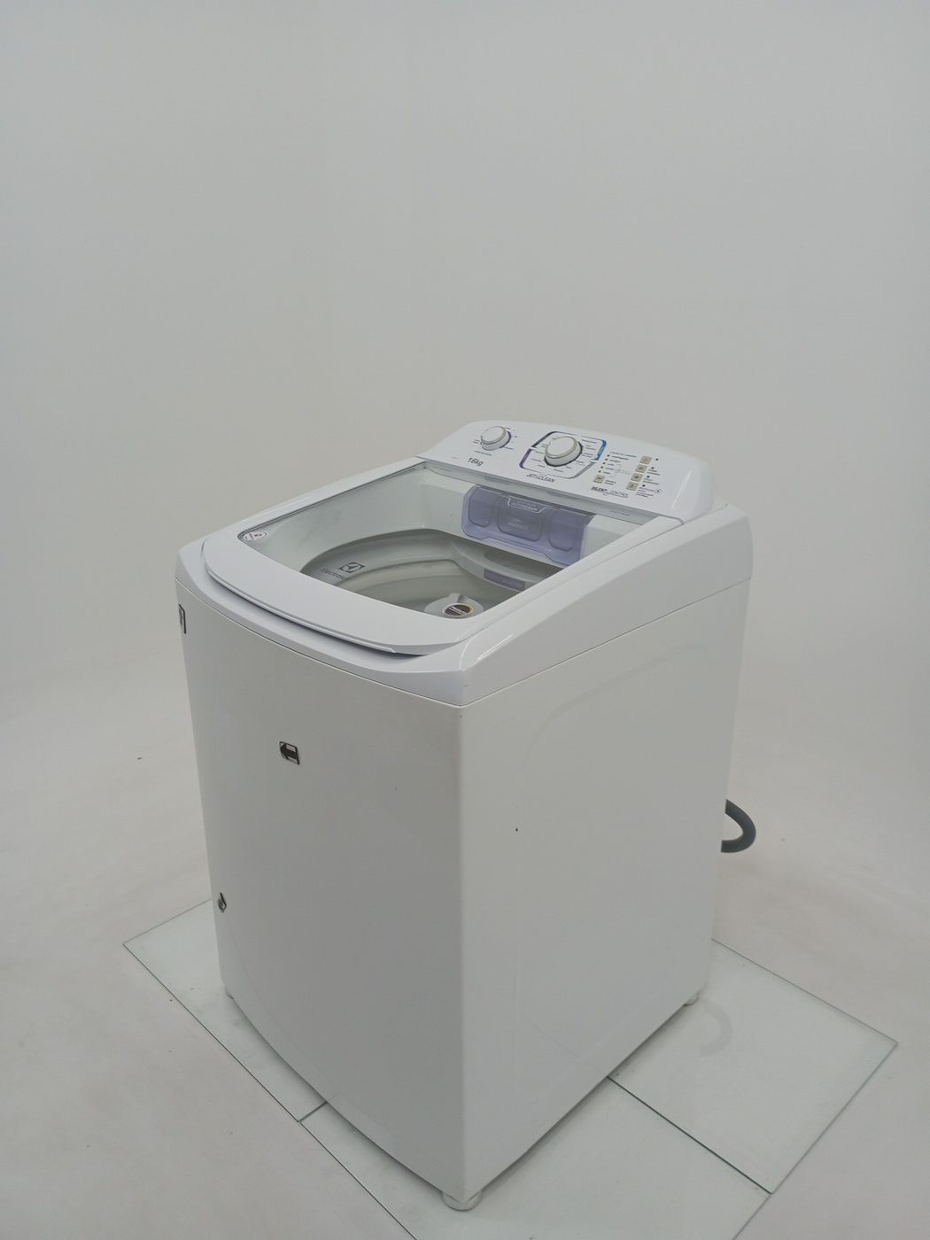 LAVADORA ELECTROLUX TOP LOAD 16KG LAC16 TURBO