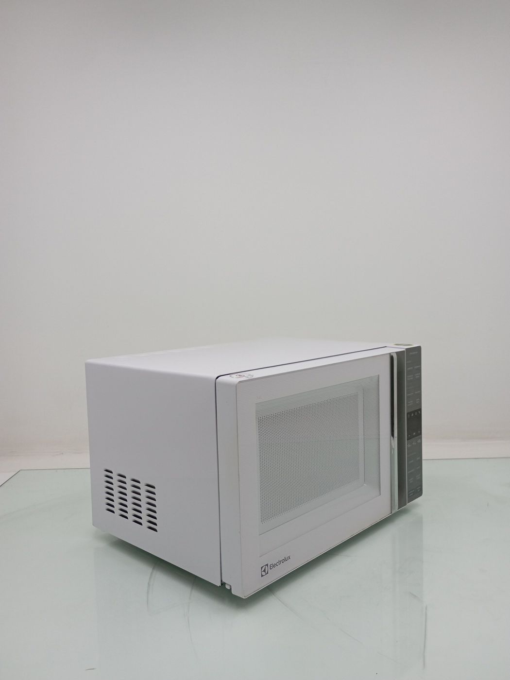 MICRO-ONDAS ELECTROLUX ME36B - Micro-Ondas El