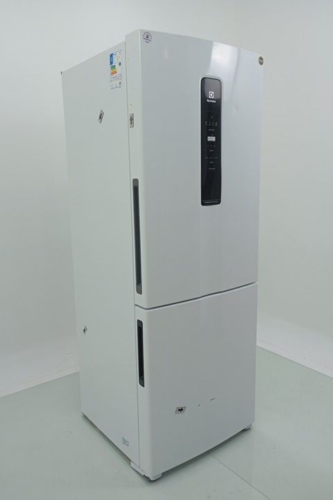 REFRIGERADOR ELECTROLUX IB55 DUAS PORTAS INVE
