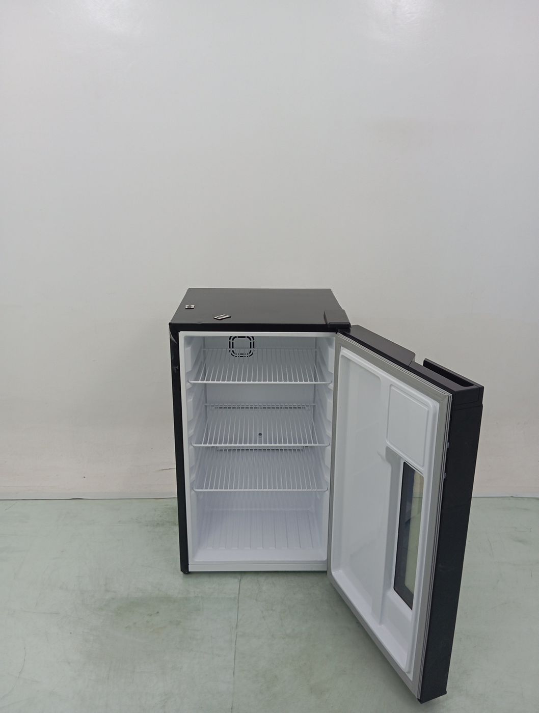 CERVEJEIRA ELECTROLUX EB10C HOME BAR FROST FR