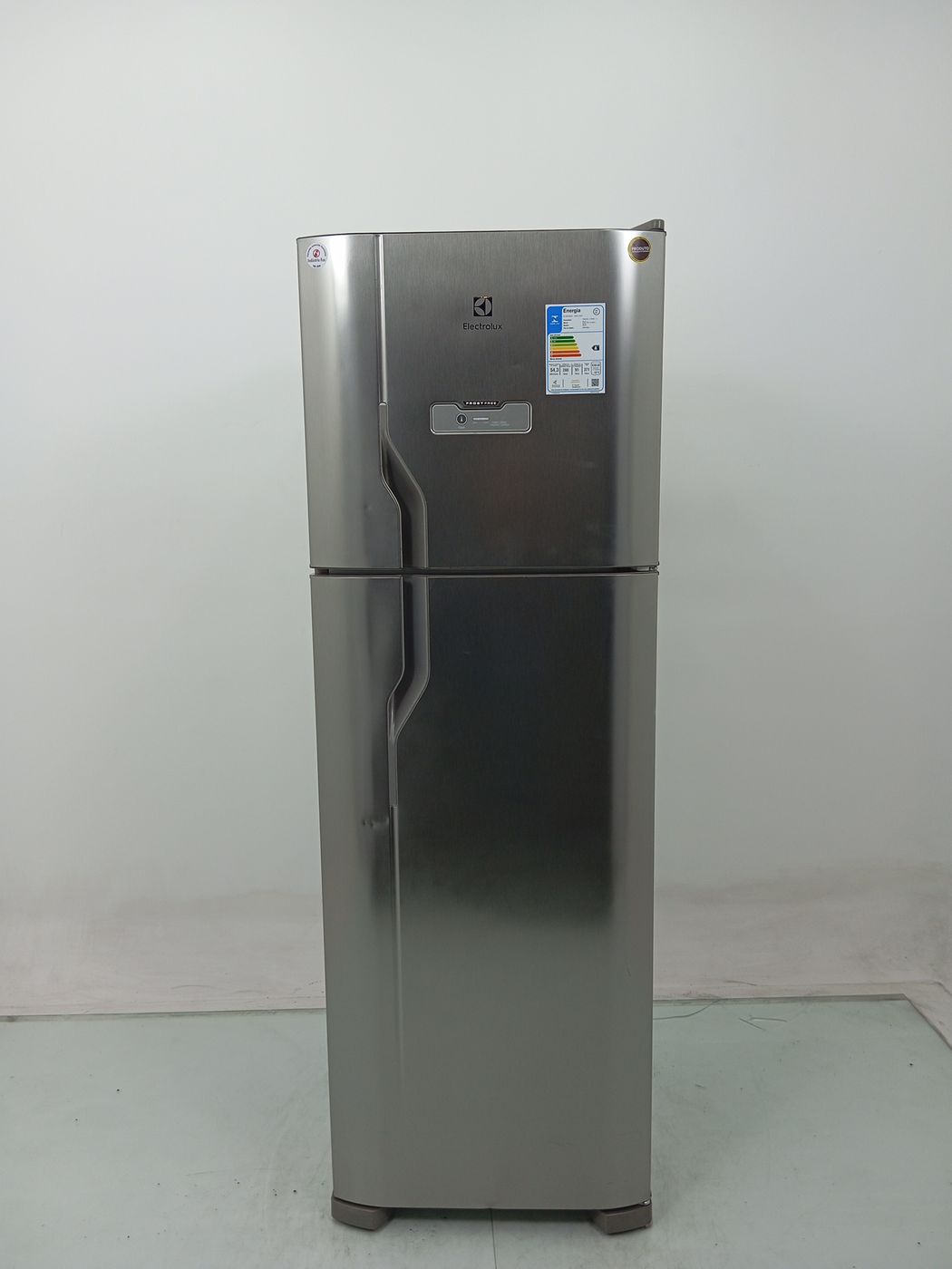 REFRIGERADOR ELECTROLUX DFX41 FROST FREE 371L