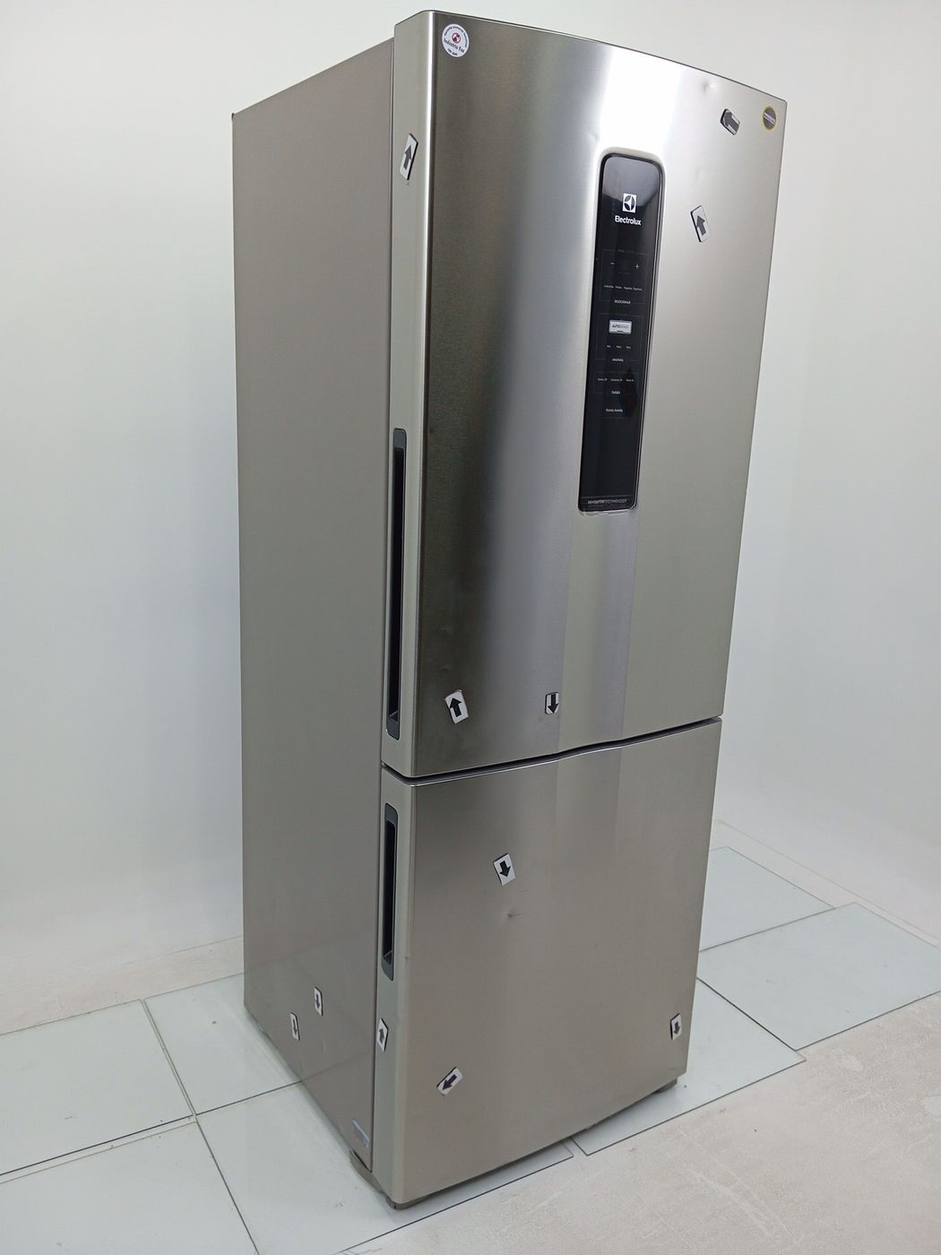 REFRIGERADOR ELECTROLUX IB54S DUAS PORTAS INV