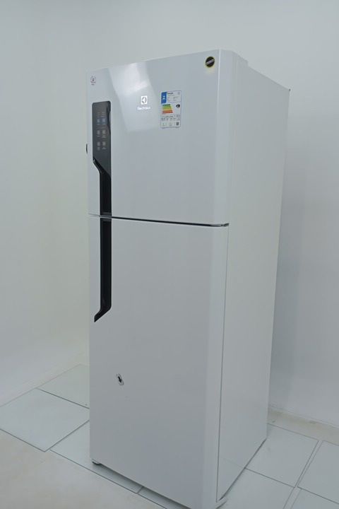 REFRIGERADOR ELECTROLUX TF56 DUAS PORTAS FROS
