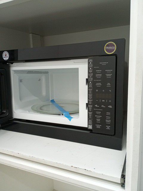 MICRO-ONDAS ELECTROLUX ME3BP EMBUTIR 34L - PR