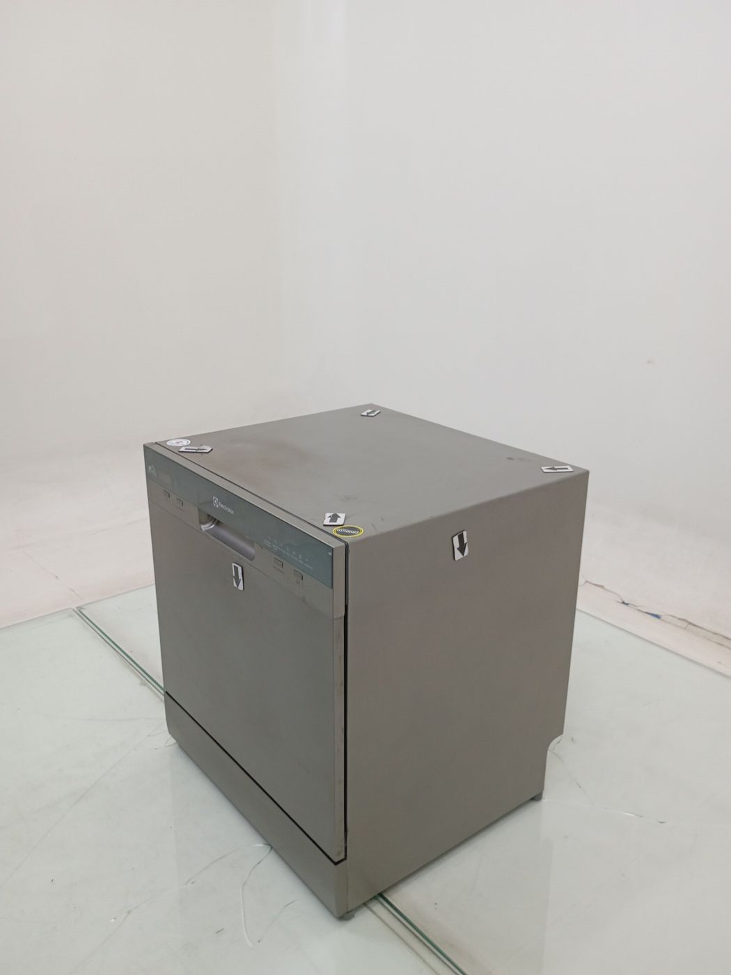LAVA LOUCAS ELECTROLUX LL08S - Lava Louça Ele