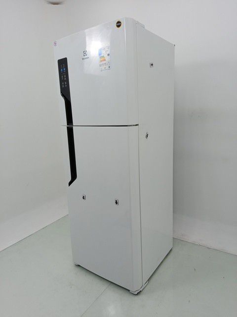 REFRIGERADOR ELECTROLUX IT56 - Refrigerador E