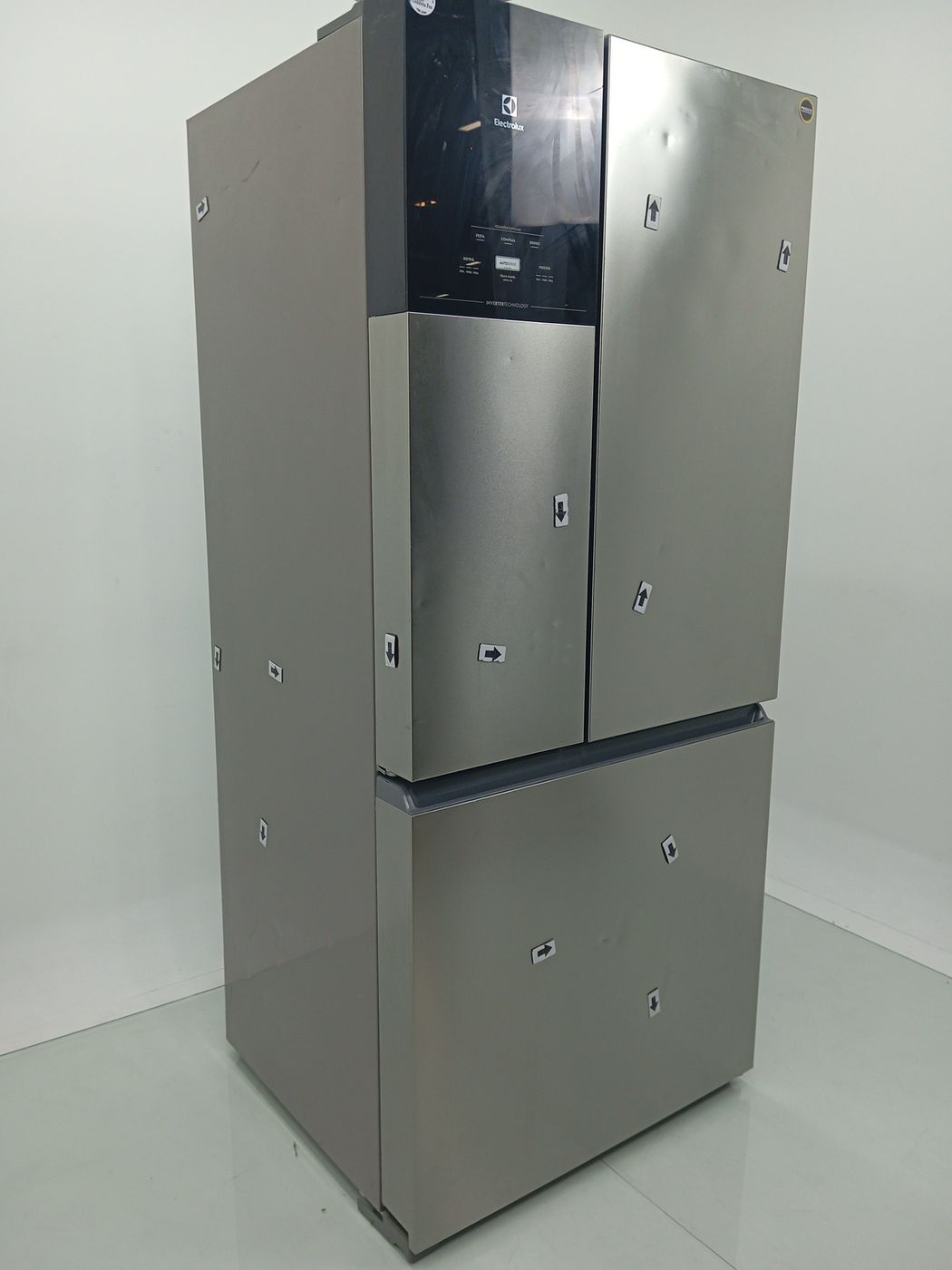 REFRIGERADOR ELECTROLUX IM8S FROST FREE INVER