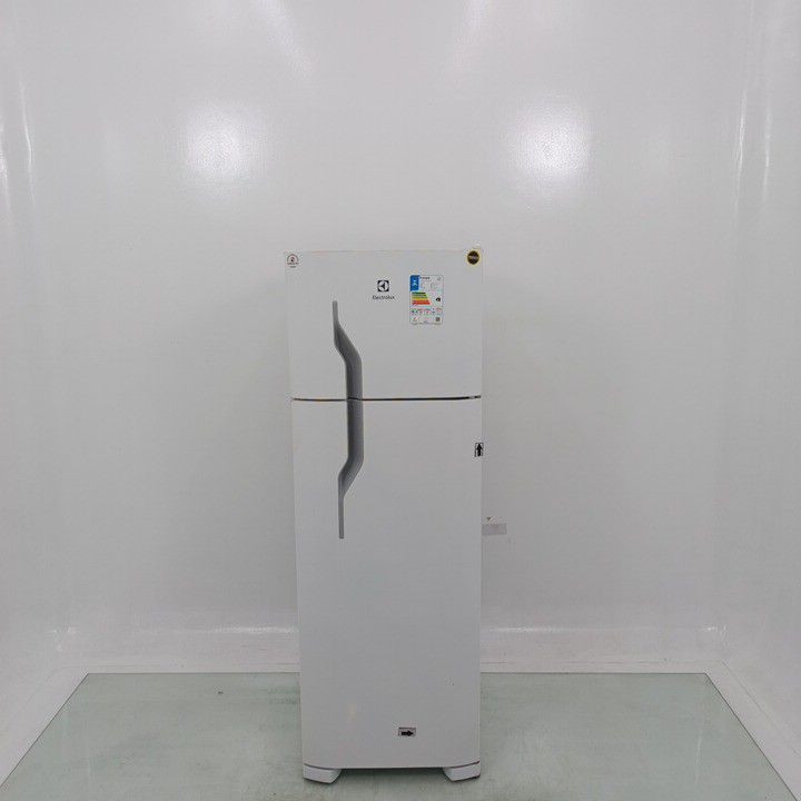 GELADEIRA ELECTROLUX DC35A CYCLE DEFROST 260L