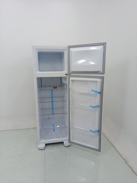 REFRIGERADOR ELECTROLUX DC35A   DUAS PORTAS C