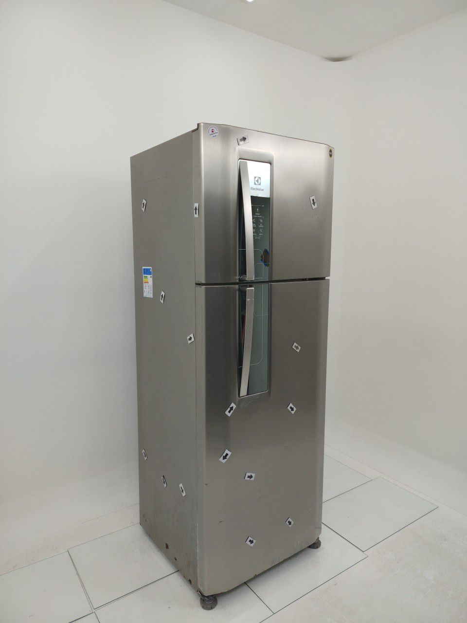 REFRIGERADOR ELECTROLUX DF54X DUAS PORTAS FRO