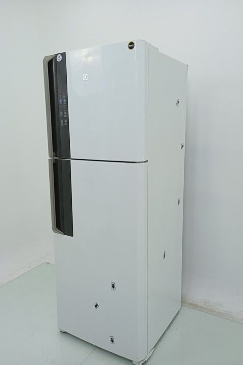 REFRIGERADOR ELECTROLUX DF56 DUAS PORTAS FROS