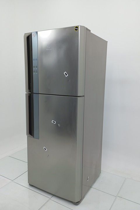 REFRIGERADOR ELECTROLUX IF55S TOP FREEZER INV