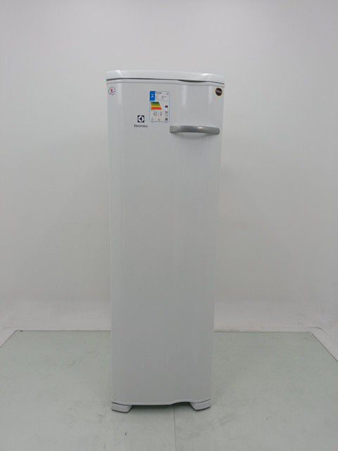 FREEZER ELECTROLUX FE27 VERTICAL CYCLE DEFROS