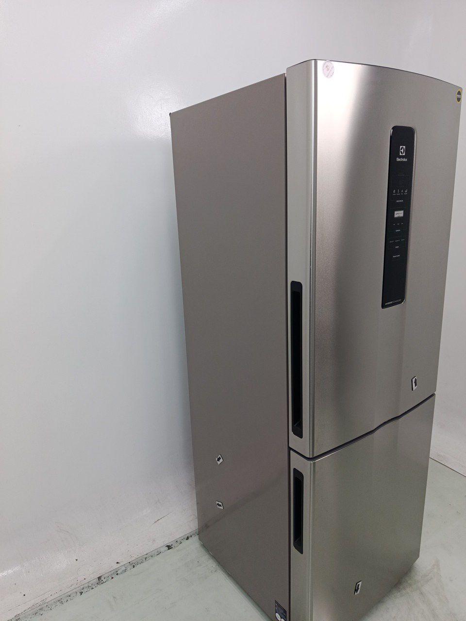 GELADEIRA ELECTROLUX IB55S FROST FREE INVERTE