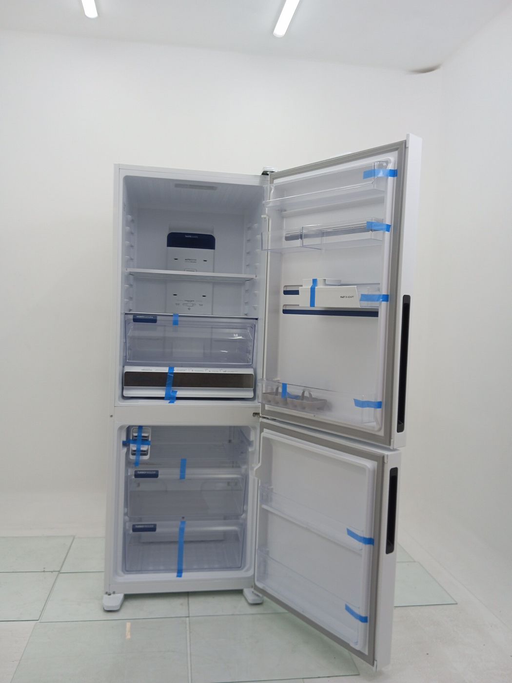 REFRIGERADOR ELECTROLUX IB55 DUAS PORTAS INVE