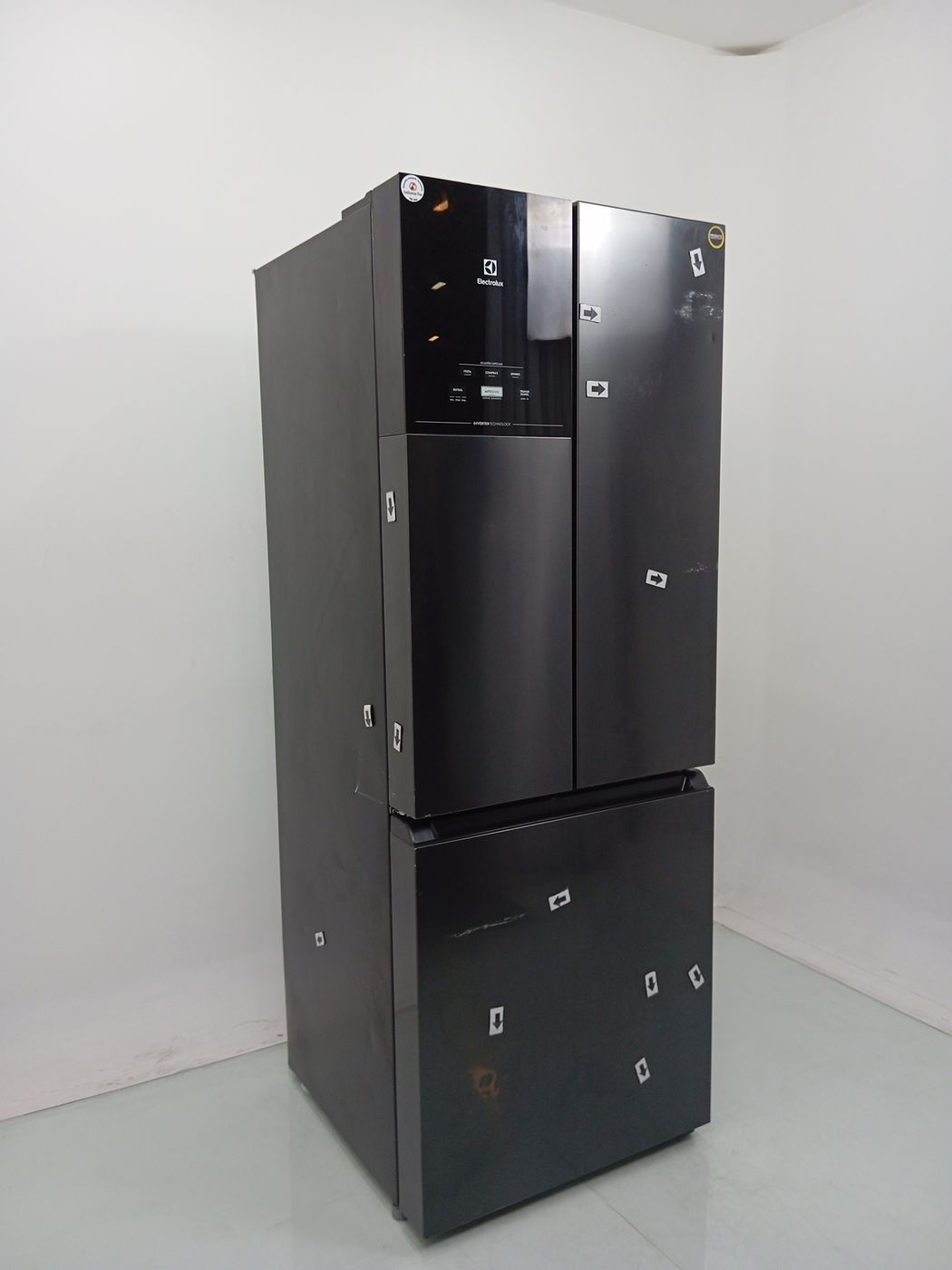 REFRIGERADOR ELECTROLUX FROST FREE INVERTER 4