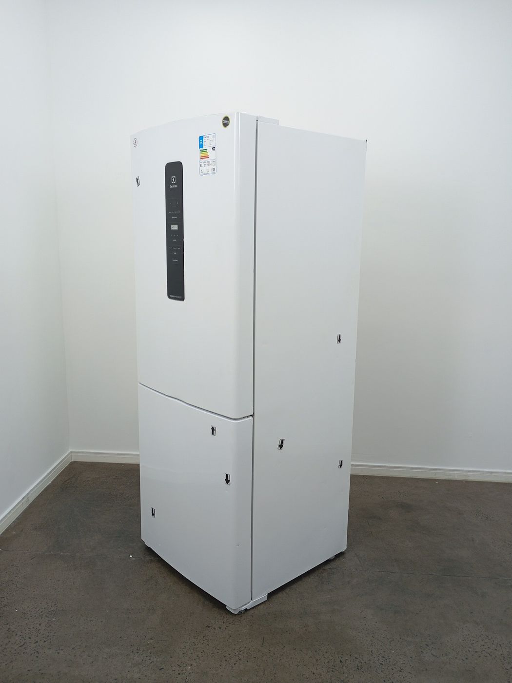 REFRIGERADOR ELECTROLUX IB54 DUAS PORTAS INVE