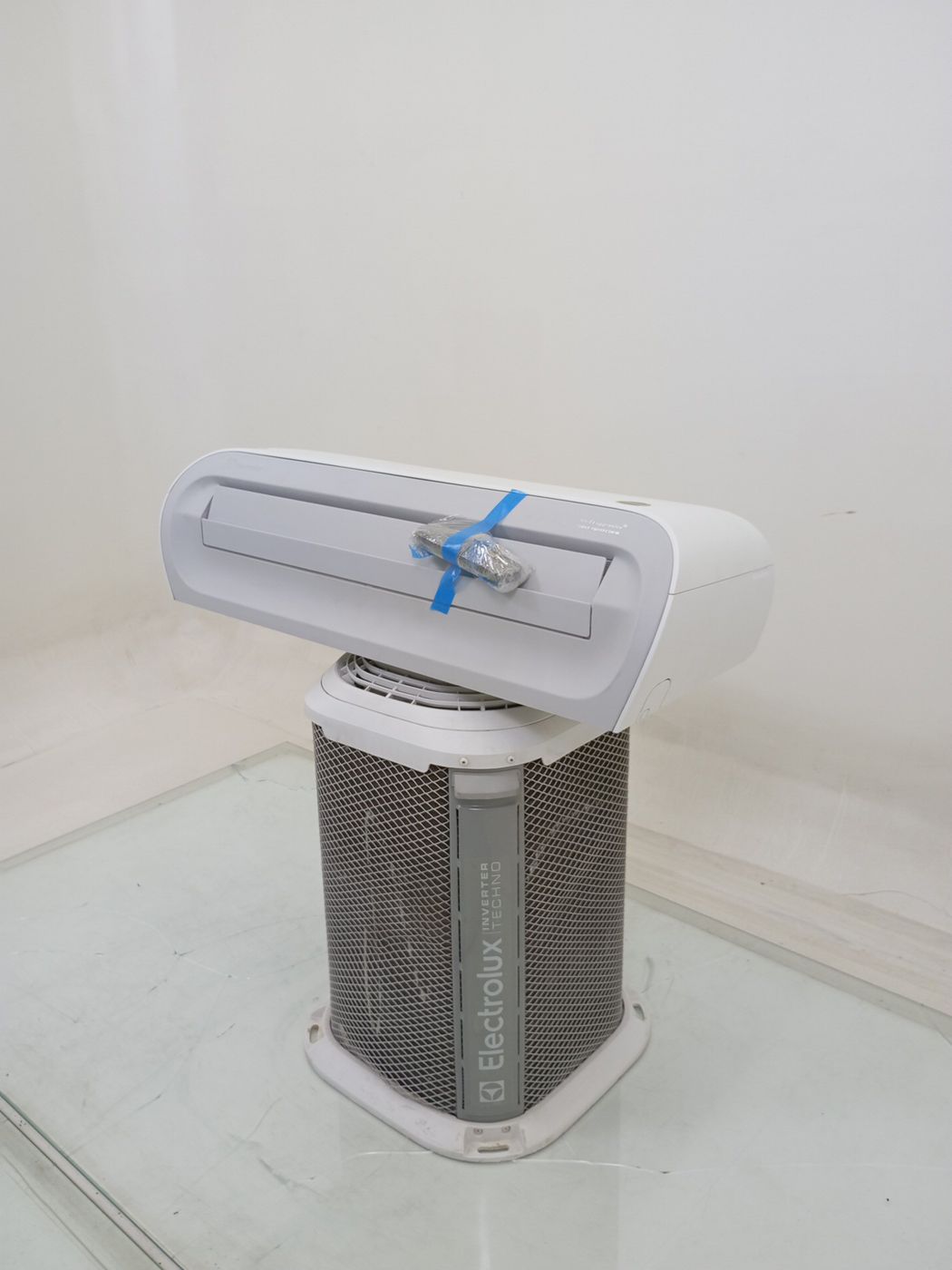 AR CONDICIONADO ELECTROLUX YE12R - CONDENSADO