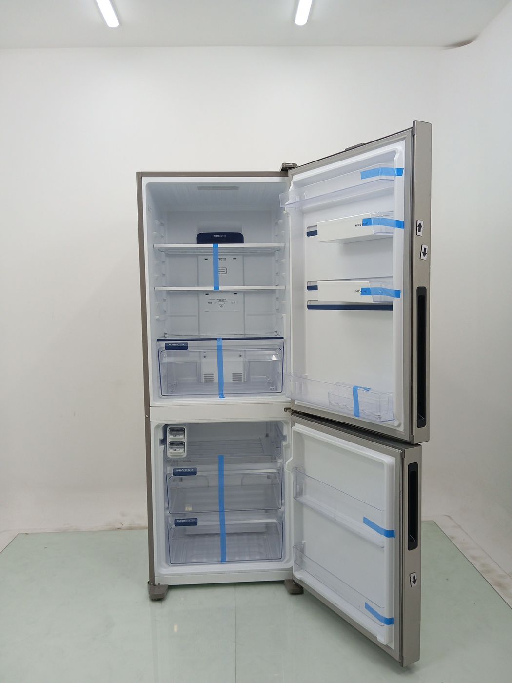 REFRIGERADOR ELECTROLUX IB7S FROST FREE INVER