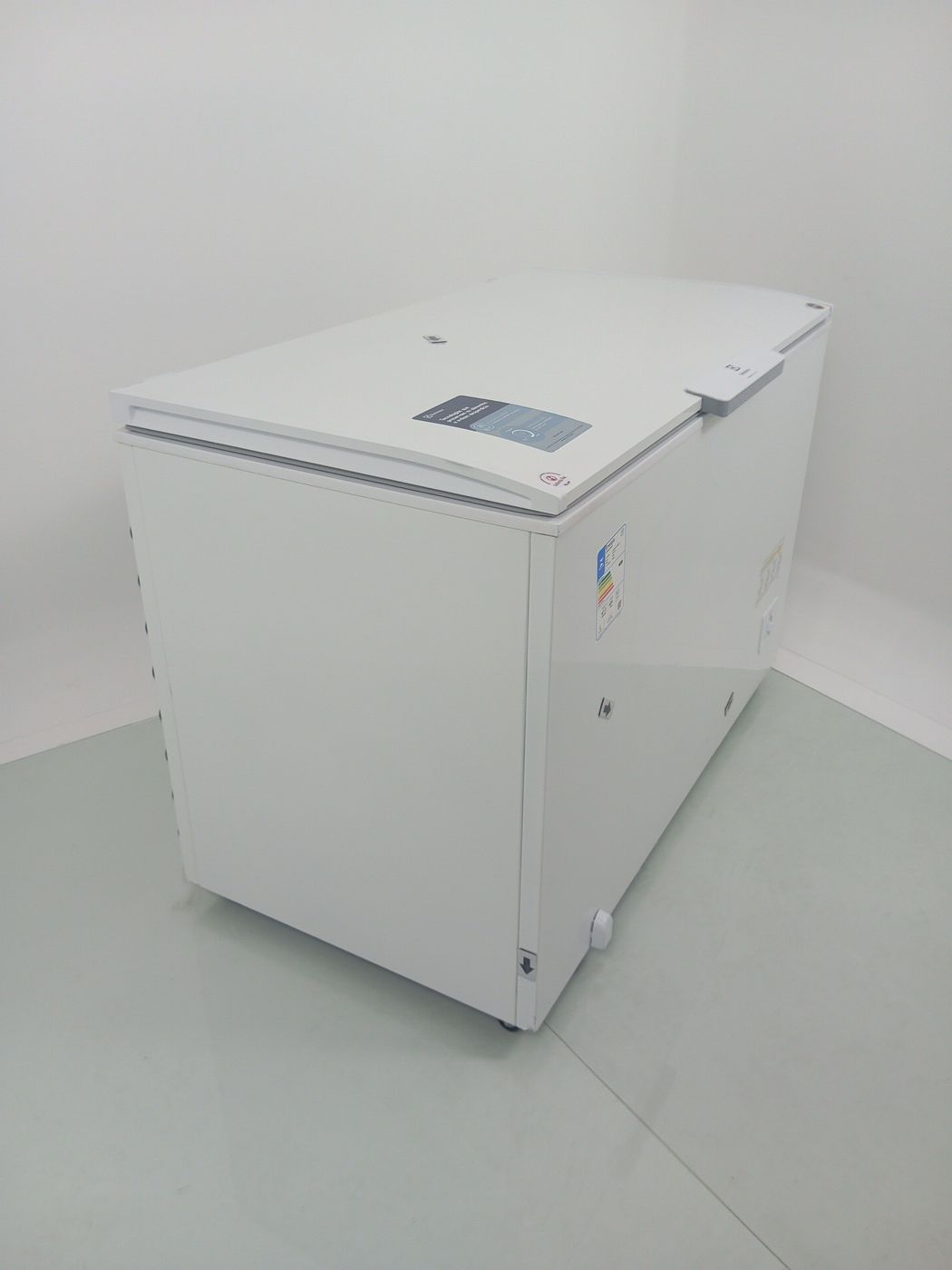 FREEZER ELECTROLUX HI440 FREEZER HORIZONTAL 4