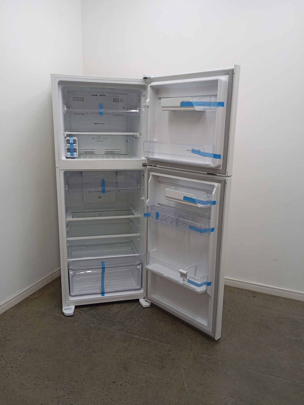 REFRIGERADOR ELECTROLUX IF55-   FROST FREE 43