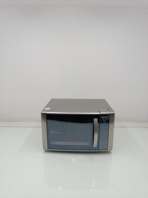 MICRO-ONDAS ELECTROLUX ME41X - Micro-Ondas El