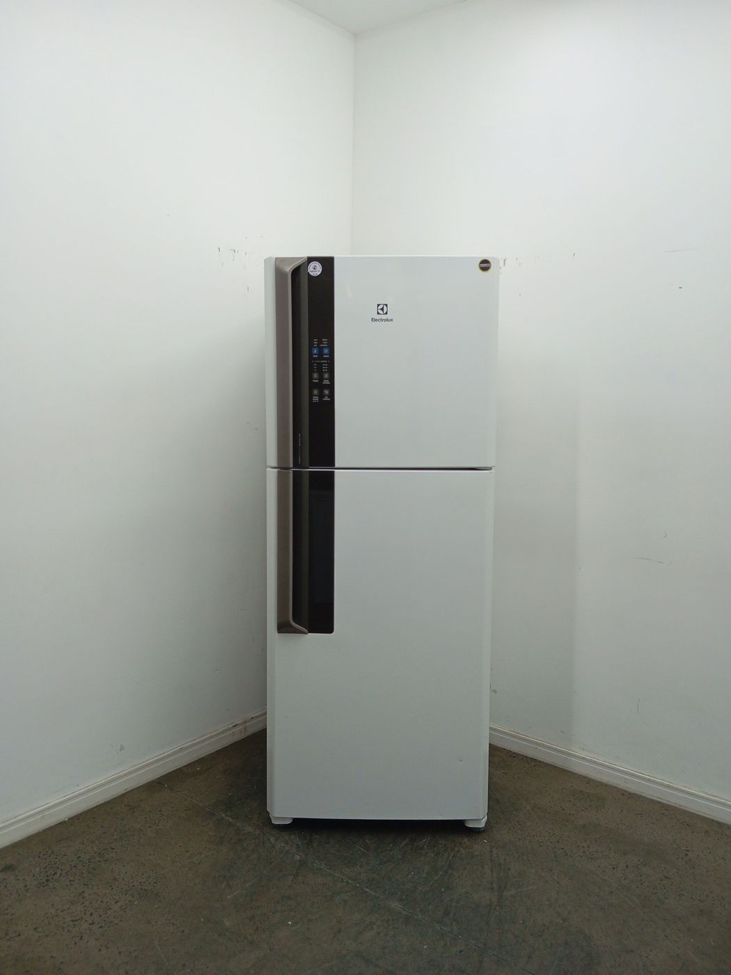 REFRIGERADOR ELECTROLUX IF55-   FROST FREE 43