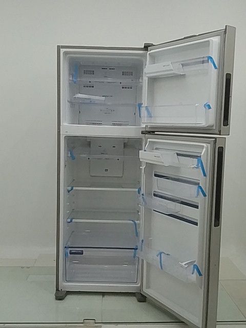 GELADEIRA ELECTROLUX IT70S FROST FREE INVERTE