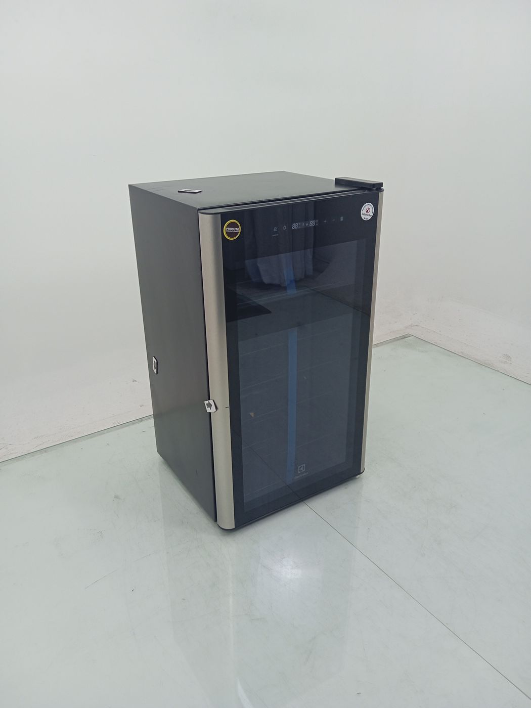 ADEGA ELECTROLUX WDF29 DUAL ZONE 29 GARRAFAS 