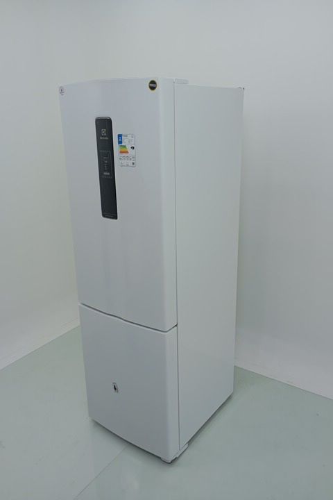 REFRIGERADOR ELECTROLUX DB44 2 PORTAS FROST F