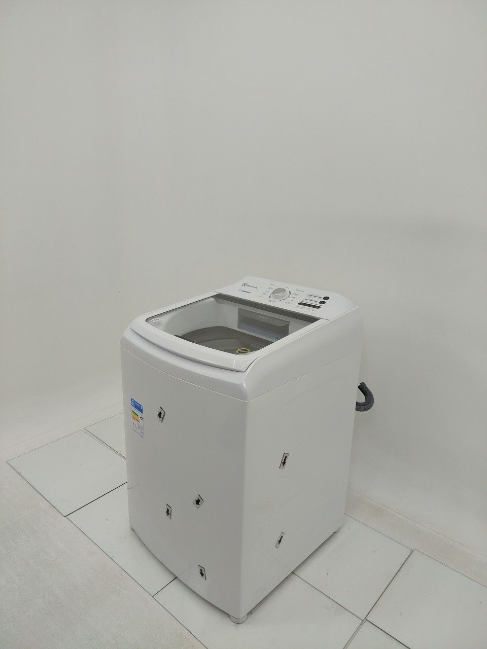 LAVADORA ELECTROLUX LED17 ROUPAS TOP LOAD 17K