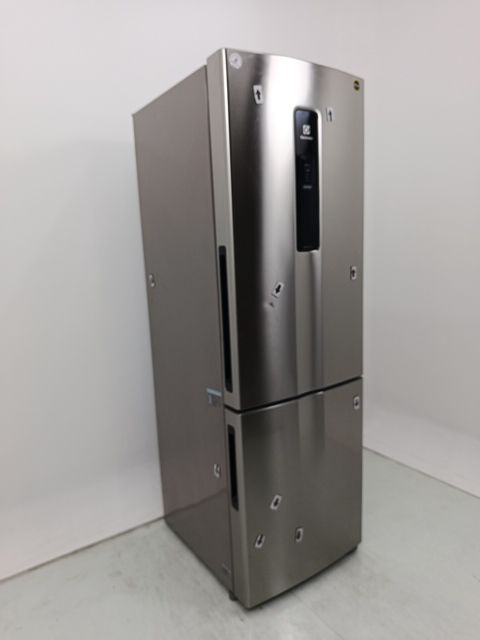 REFRIGERADOR ELECTROLUX DB44S - Refrigerador 