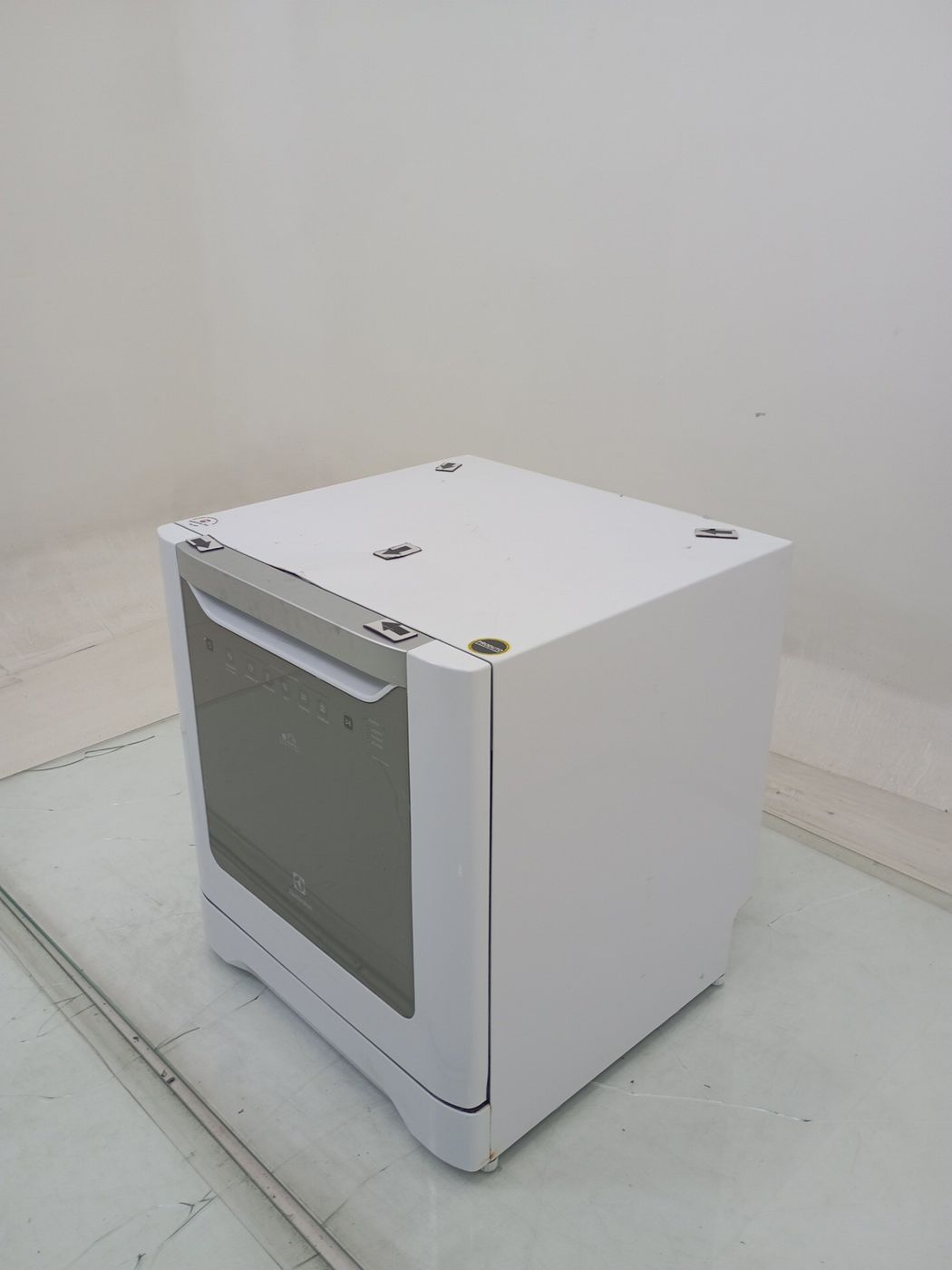 LAVA LOUCAS ELECTROLUX LV08B - Lava Louça Ele