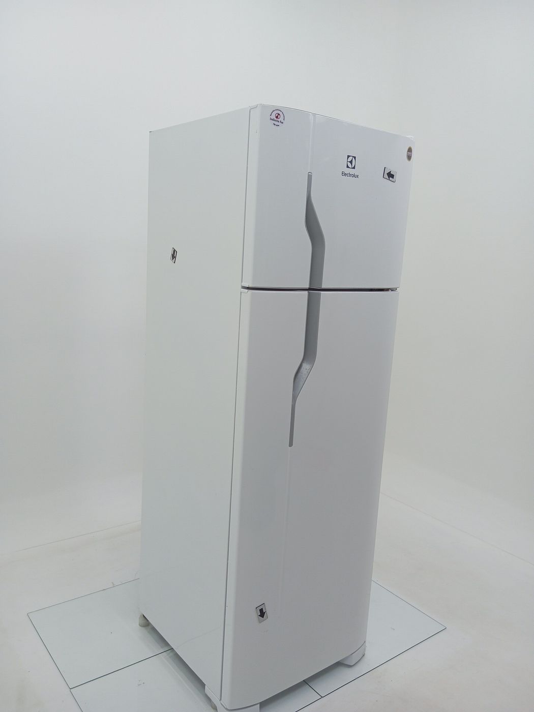 REFRIGERADOR ELECTROLUX DC35A   DUAS PORTAS C
