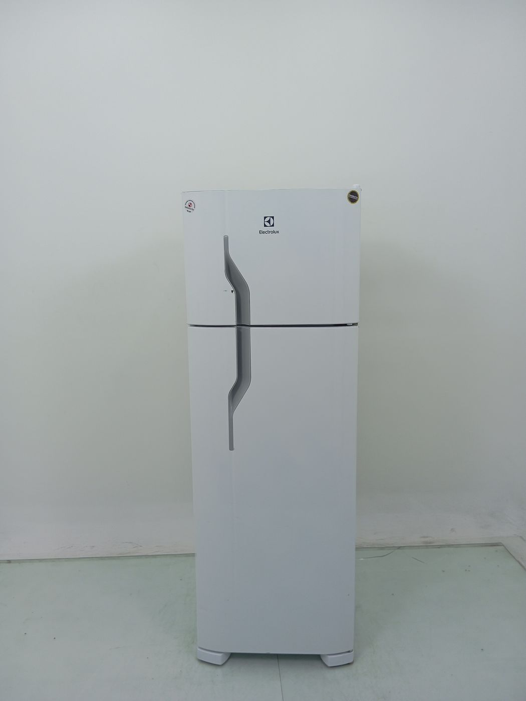REFRIGERADOR ELECTROLUX DC35A   DUAS PORTAS C