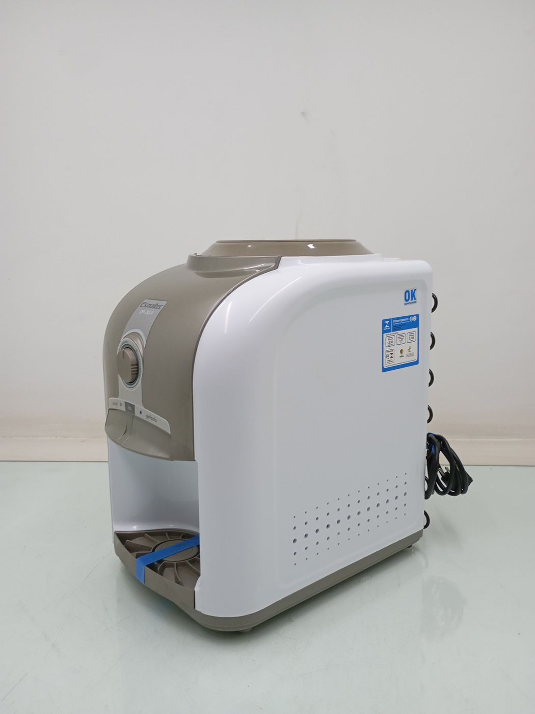 BEBEDOURO ESMALTEC DE MESA REFRIGERADO EGM30 