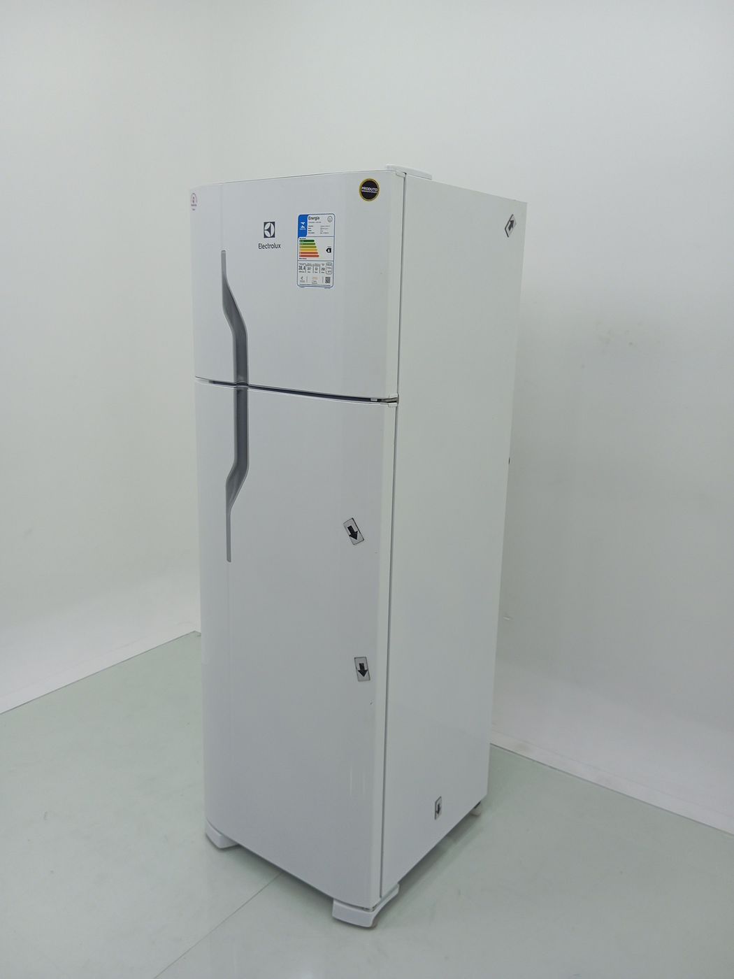 REFRIGERADOR ELECTROLUX DC35A   DUAS PORTAS C